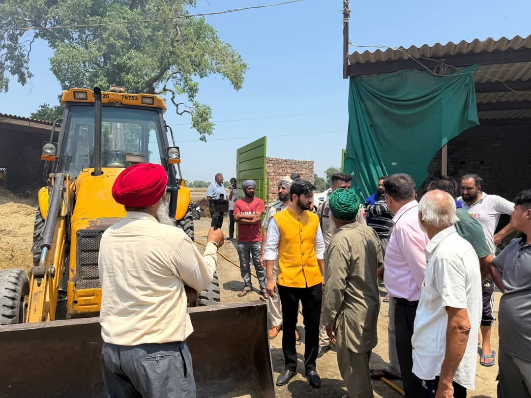 Chabbewal MLA Dr. Ishank visits fire-hit area and assures help